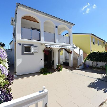 Apartment Lavender Вир Екстериор снимка
