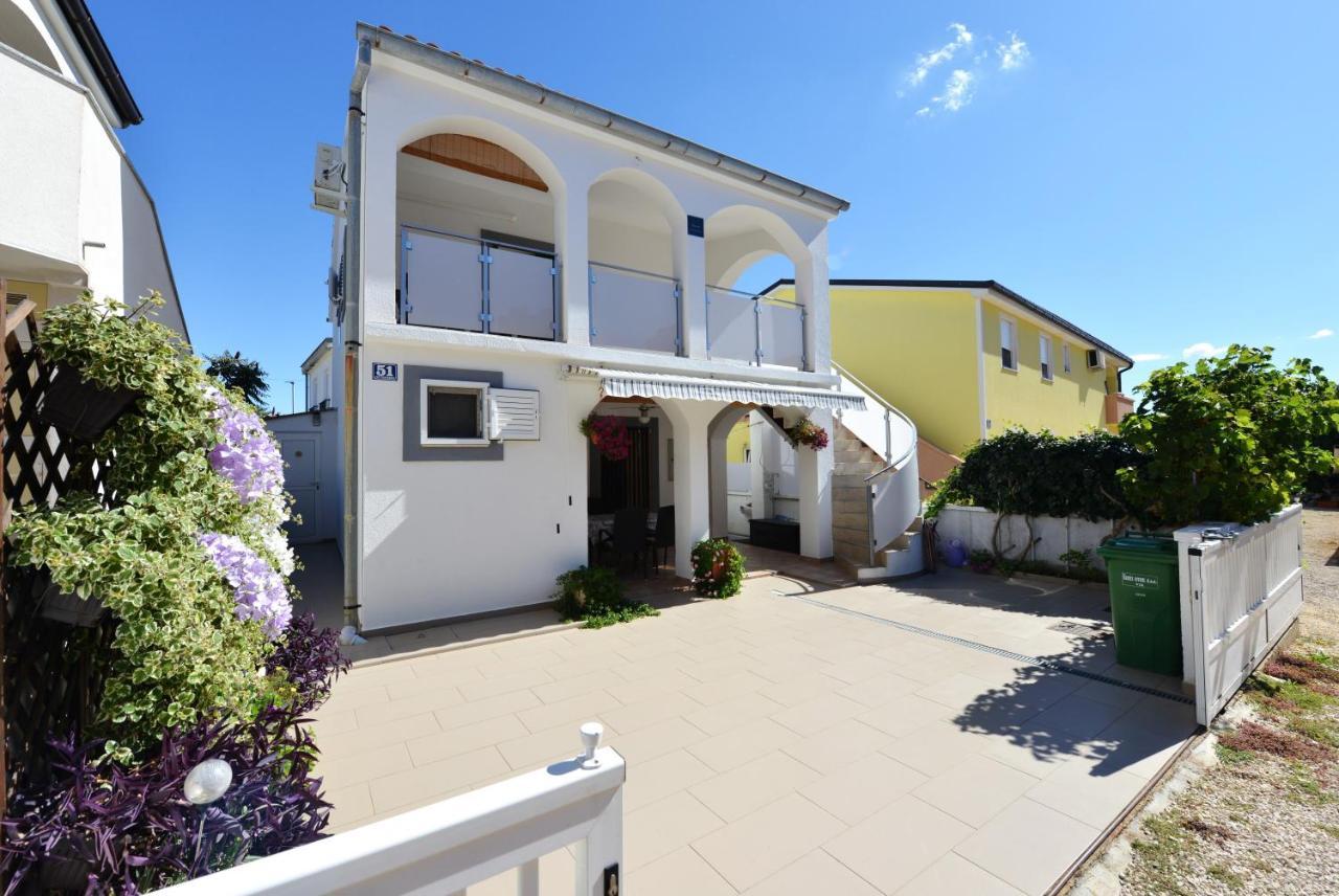 Apartment Lavender Вир Екстериор снимка