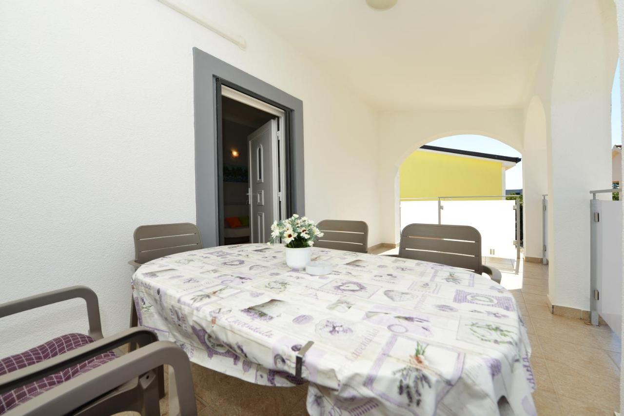Apartment Lavender Вир Екстериор снимка