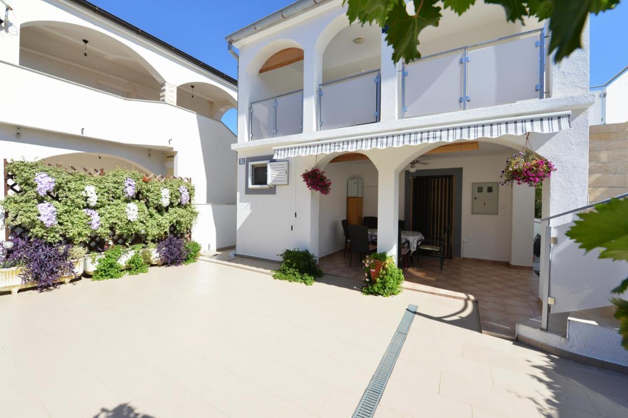 Apartment Lavender Вир Екстериор снимка
