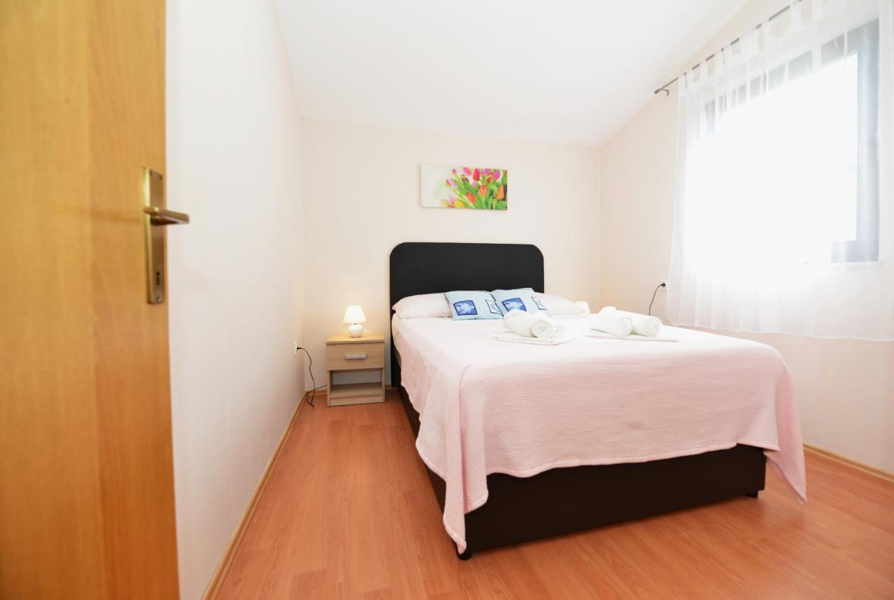Apartment Lavender Вир Екстериор снимка