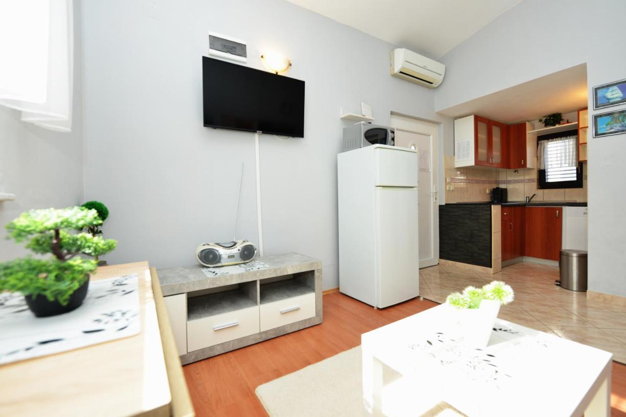Apartment Lavender Вир Екстериор снимка