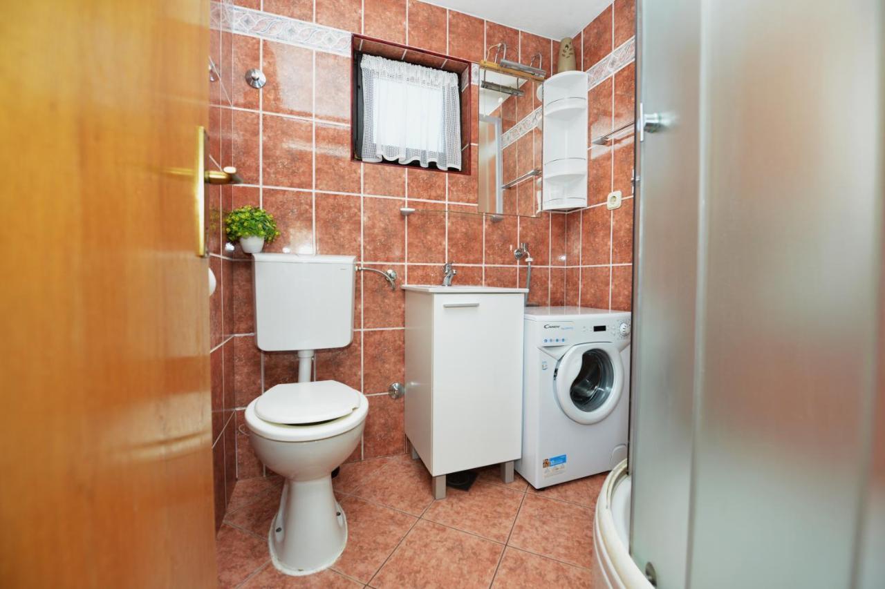 Apartment Lavender Вир Екстериор снимка